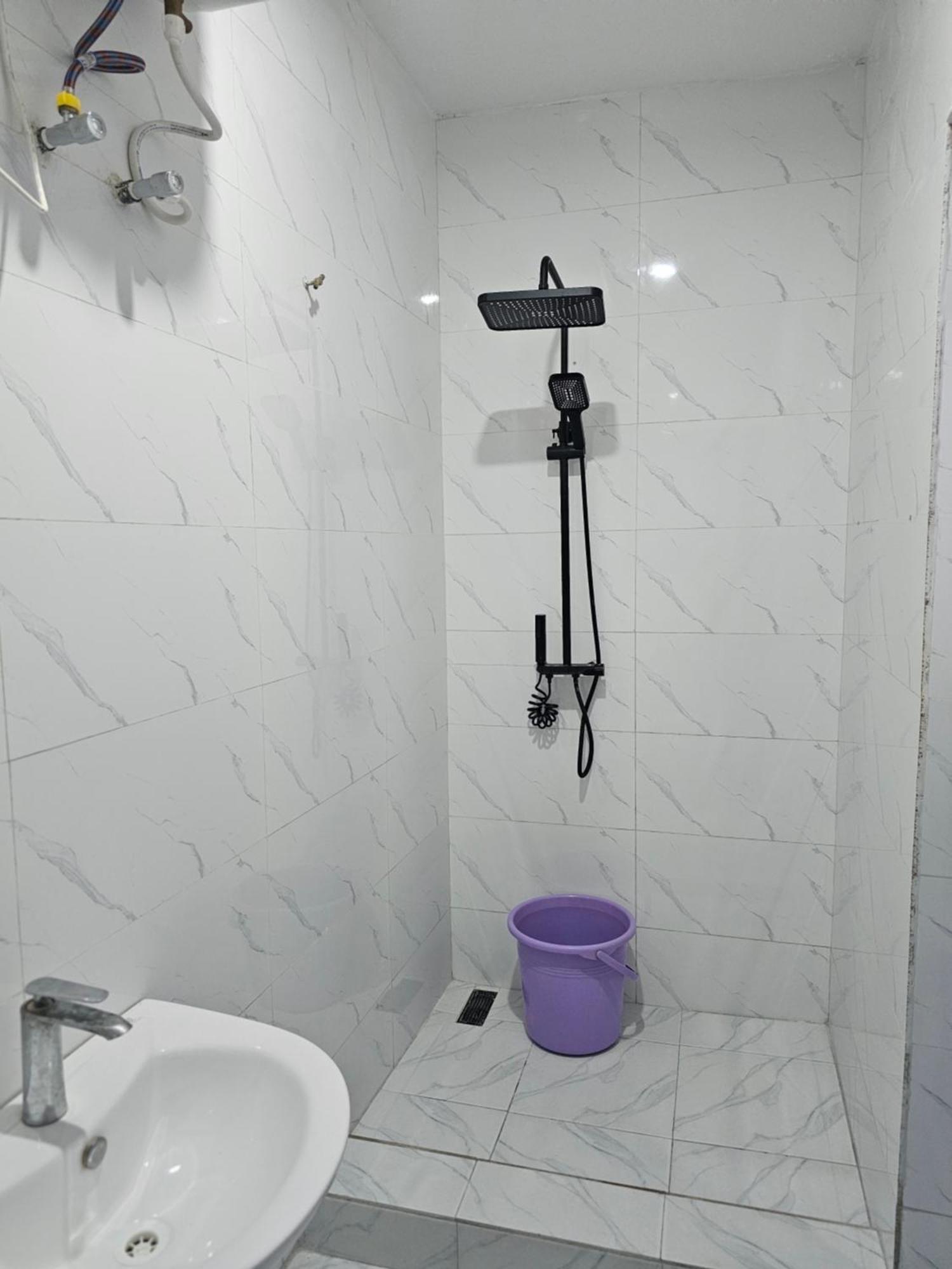 Vhs Vinchee Suites Lagos Bagian luar foto